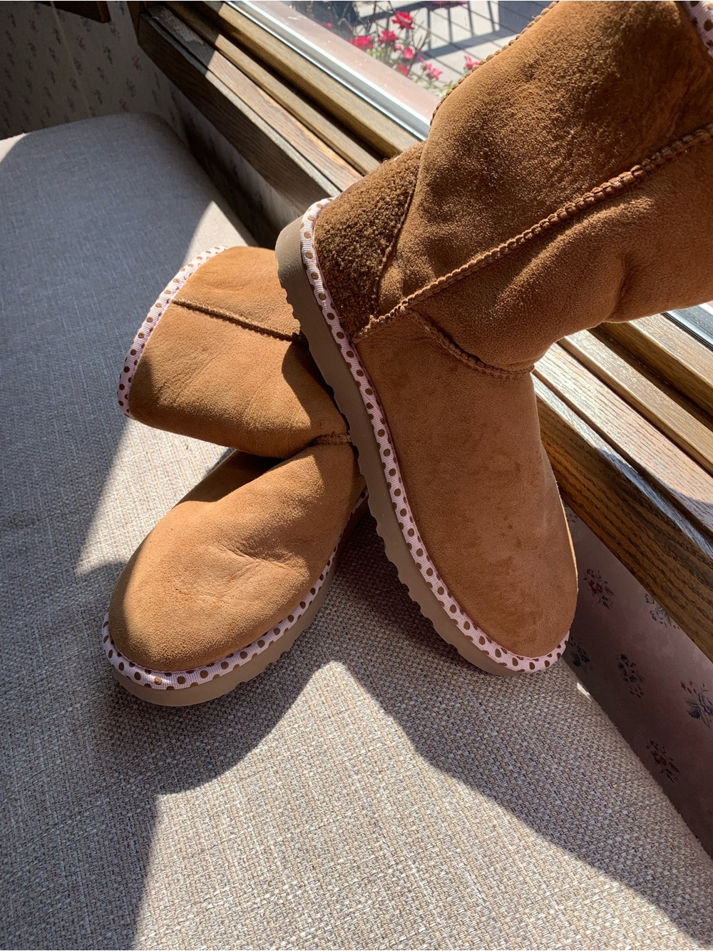 NWOB UGG Boots Chestnut Suede with pink and brown poke- a- dot accents